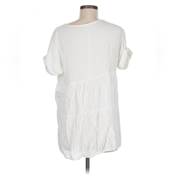 Dainty Oversized Graphic Tee one size - Picture 2 of 3